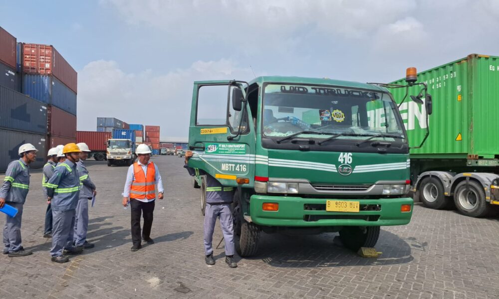 Mengatasi Masalah Operasional Truk & Memelihara Kepercayaan Pelanggan