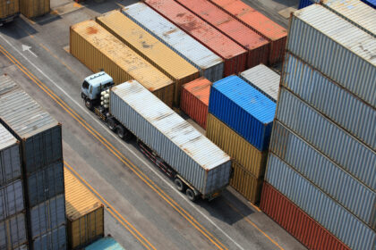 Biaya dan Waktu Pengangkutan Logistik di Pelabuhan Menurun, Ini Bukti Nyatanya